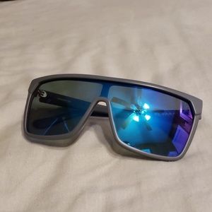 Spy Flynn sunglasses